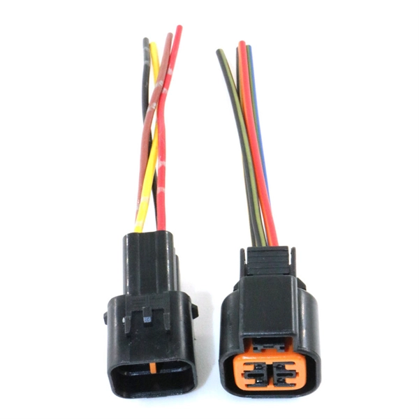 What are some manufacturers of primary distribution boxes in the Middle East 