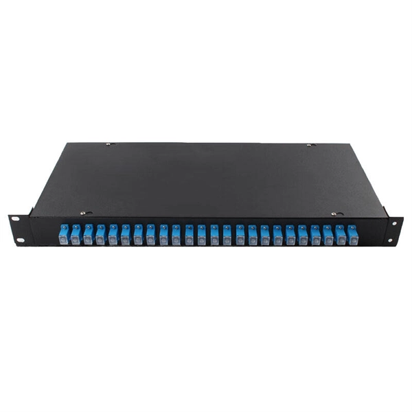 Cable plug-in type distribution box