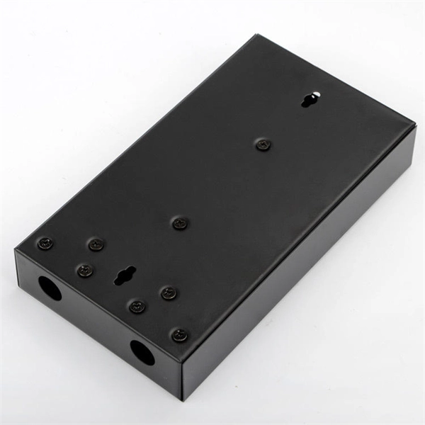 Price of a Simple Three-Level Distribution Box