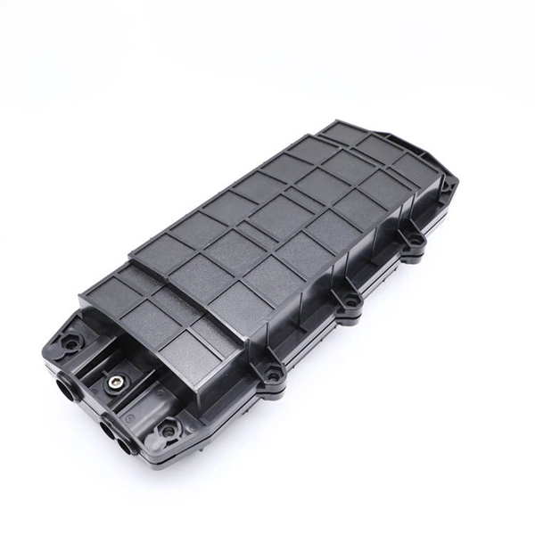 Back-to-back cable trays