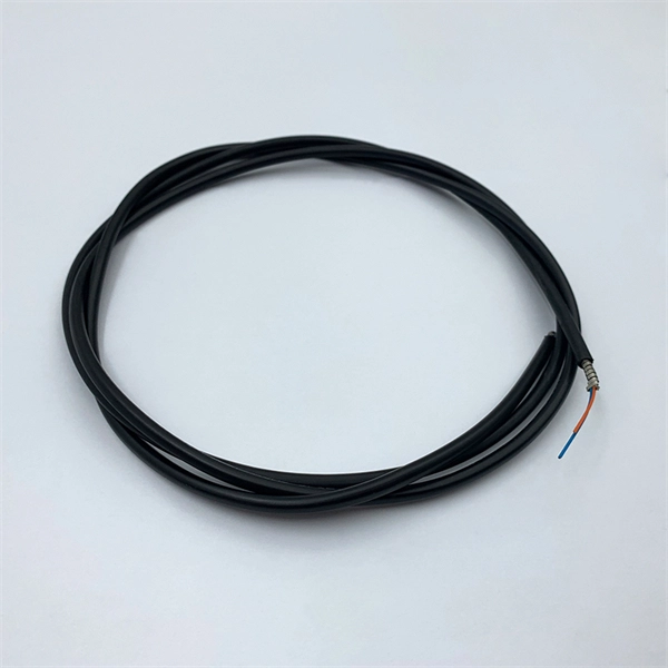 Series wires in the distribution box