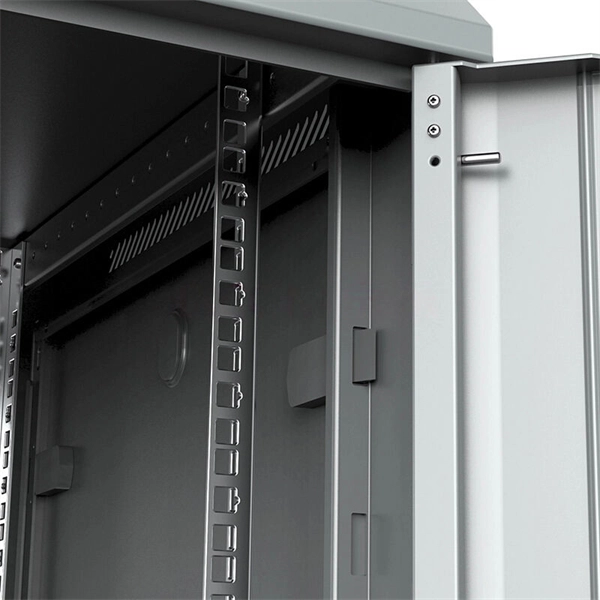 How many fiber optic splice closures are in a large box