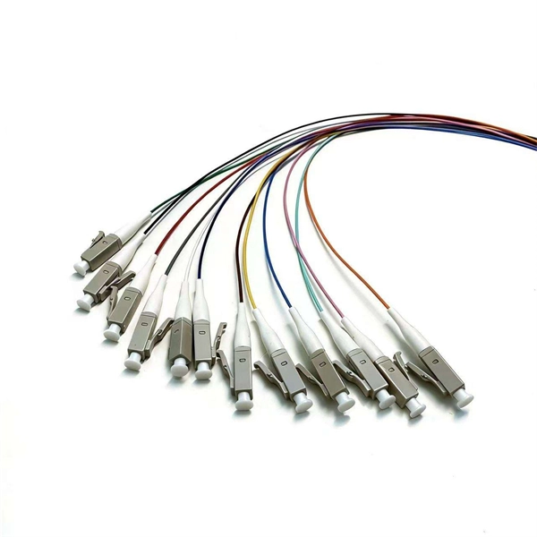 Price List for High-Precision Liquid-Cooled Switches for Data Center Interconnection