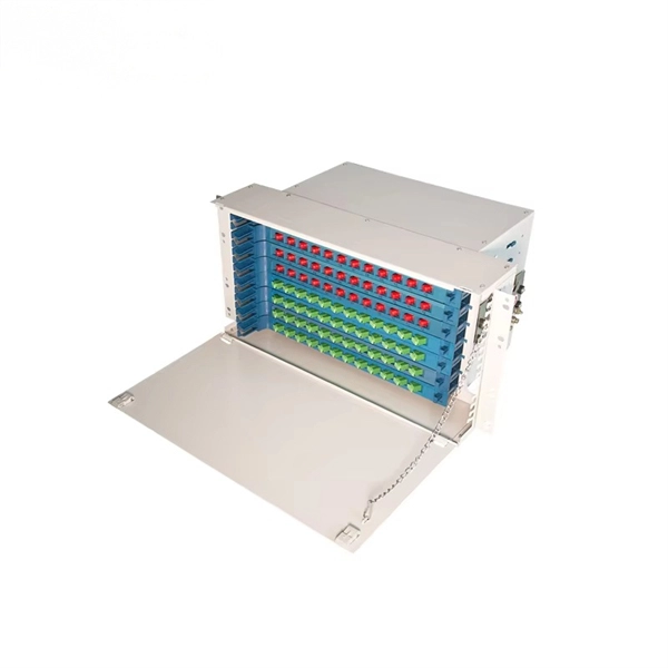 Hungarian European-style multi-span cable trays